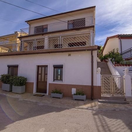 Apartment In Vrbnik/Island Krk 35825 外观 照片